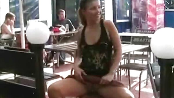 مردی که سکس زنهای چاق آوی لاو عوضی را می خورد در حال لیسیدن سوراخ مقعدی عرق کرده دوست پسر جدیدش است
