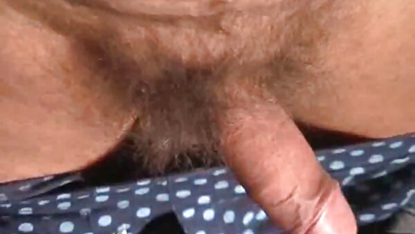 لوگان درای سبزه نازنین بیدمشک دانلود فیلمهای سکسی زنان چاق خود را با انگشتانش سوراخ می کند
